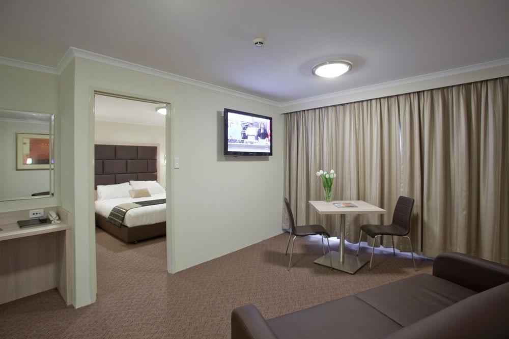 Garden City Hotel, Best Western Signature Collection Canberra Zimmer foto