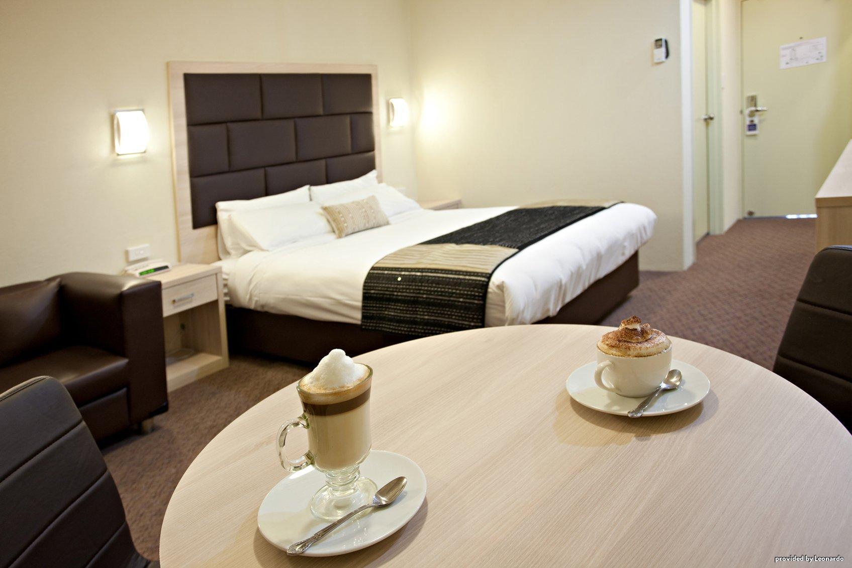Garden City Hotel, Best Western Signature Collection Canberra Zimmer foto