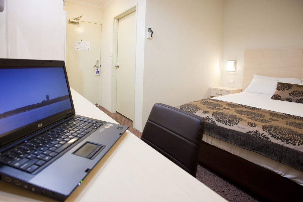 Garden City Hotel, Best Western Signature Collection Canberra Exterior foto