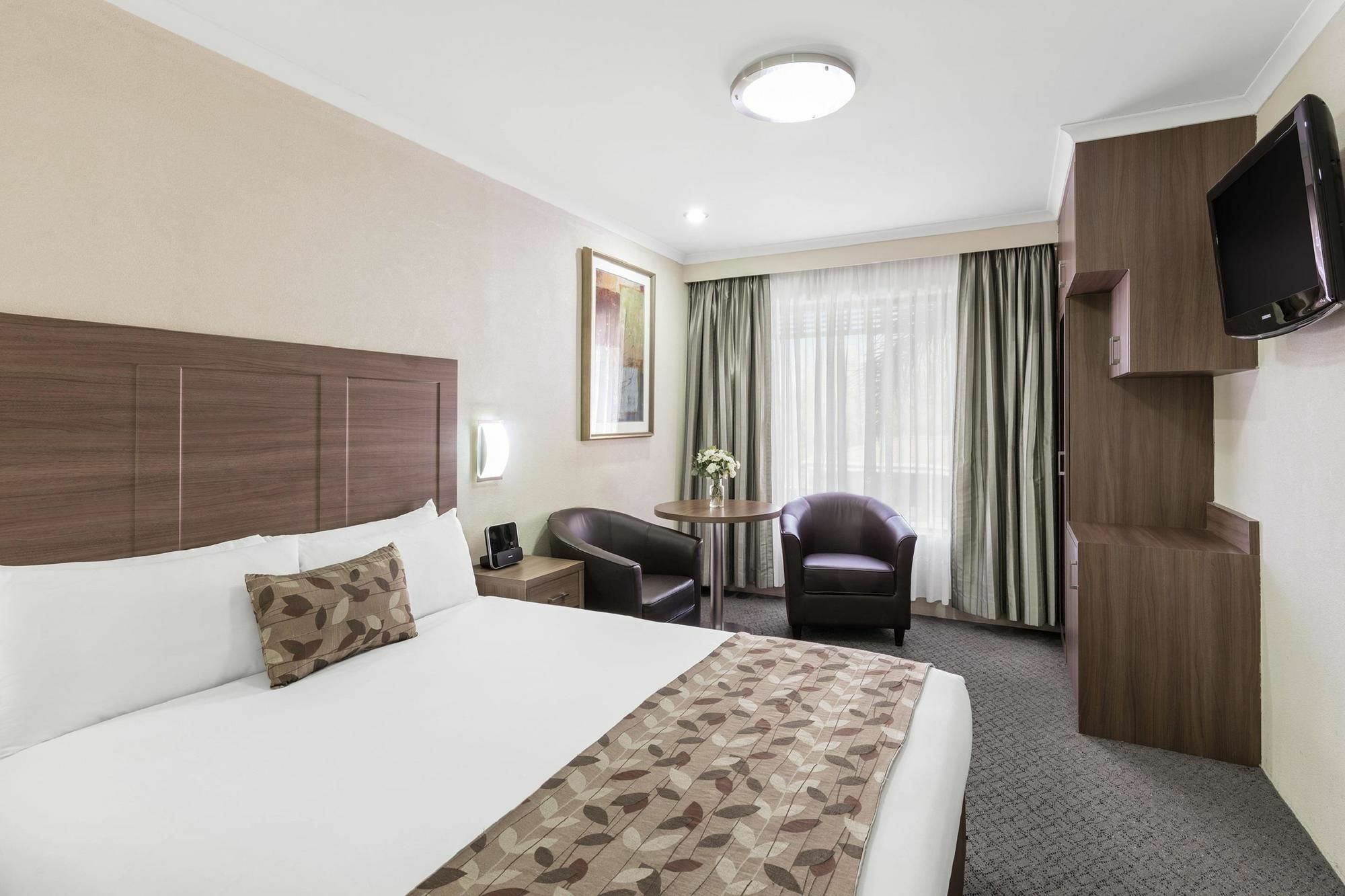 Garden City Hotel, Best Western Signature Collection Canberra Exterior foto